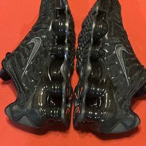 Nike Shox TL Black Metallic Hematite Max Orange
